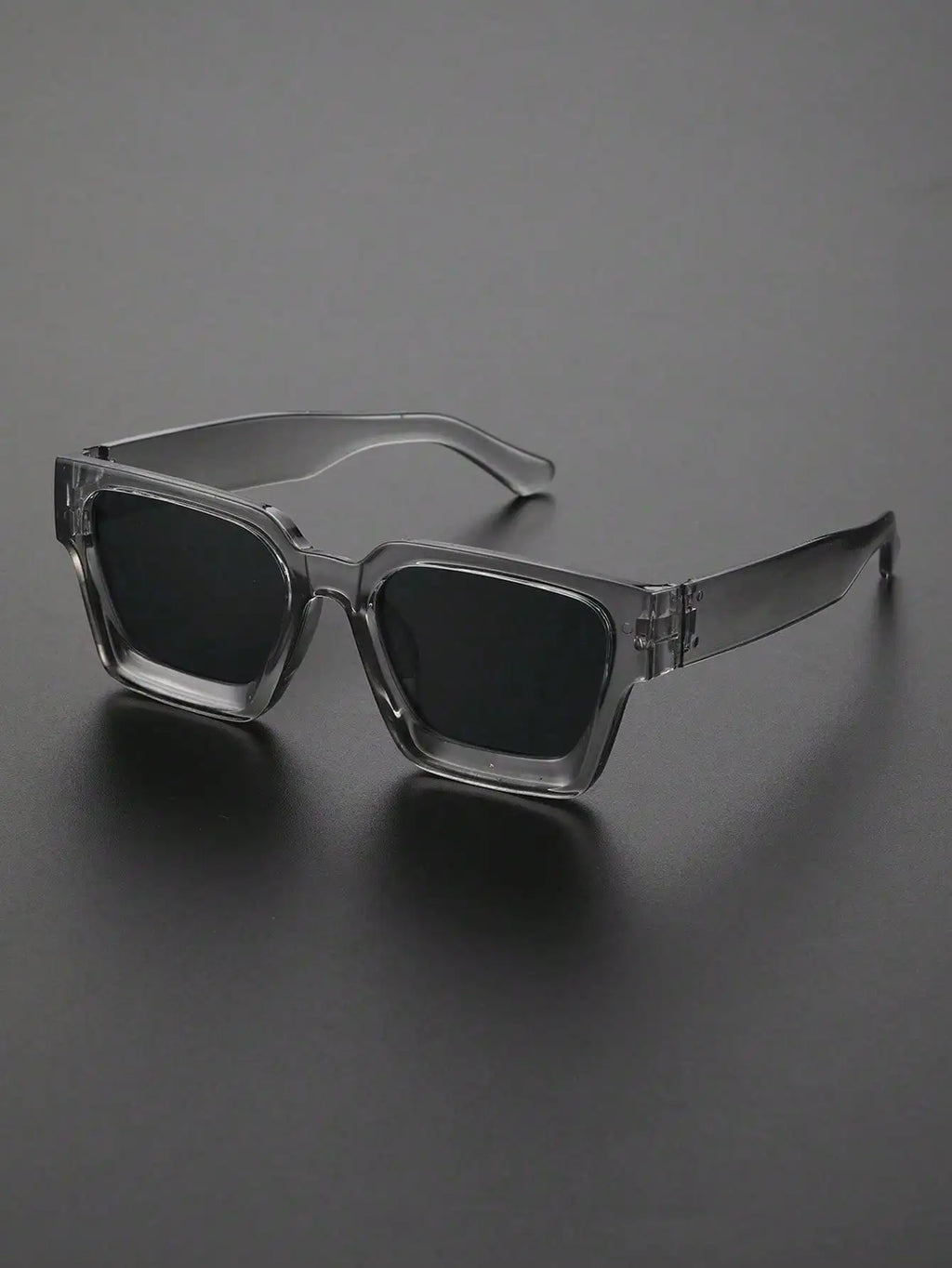 Lunettes de Soleil Monaco™ – Élégance & Caractère
