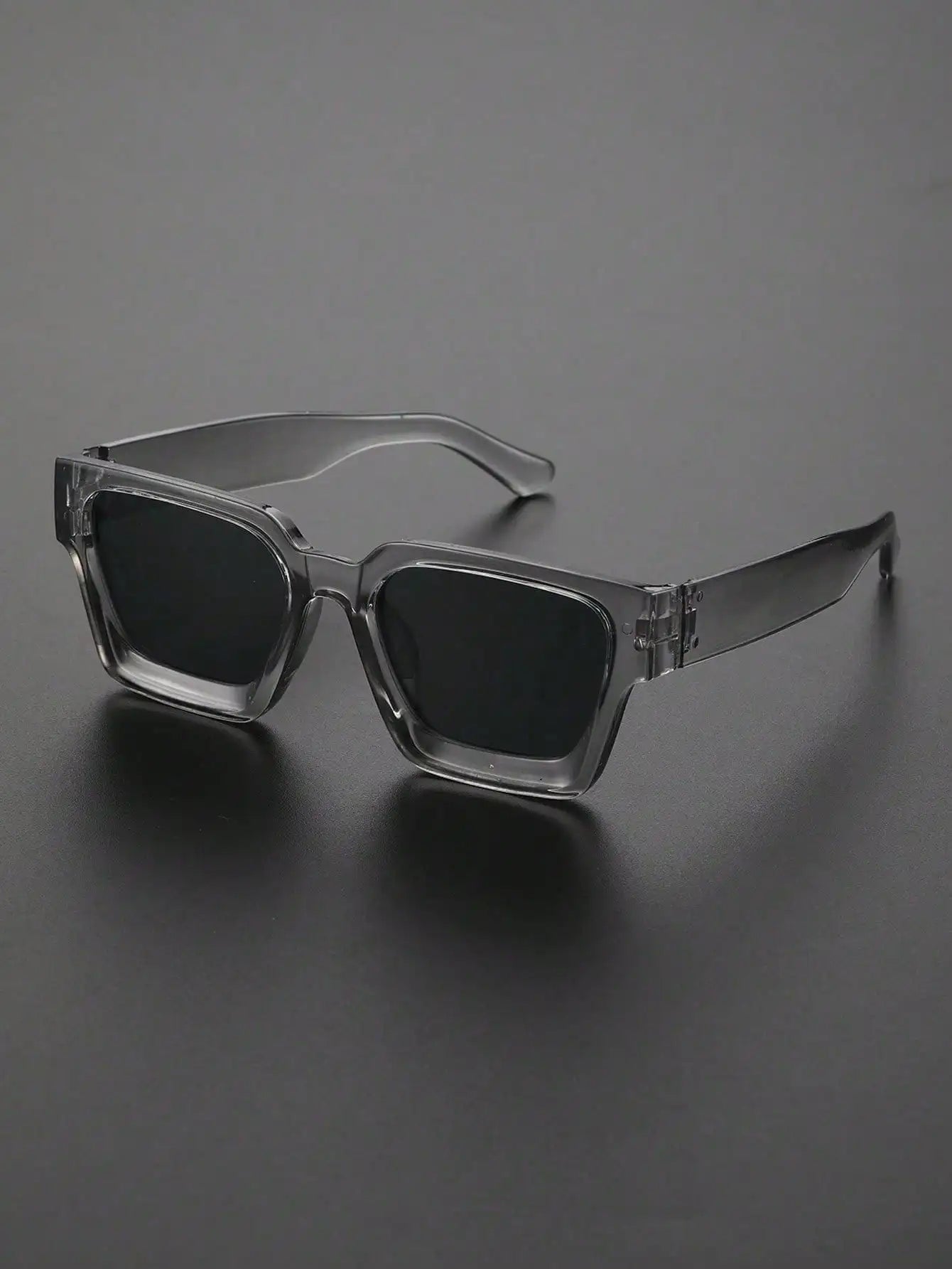 Lunettes de Soleil Monaco™ – Élégance & Caractère