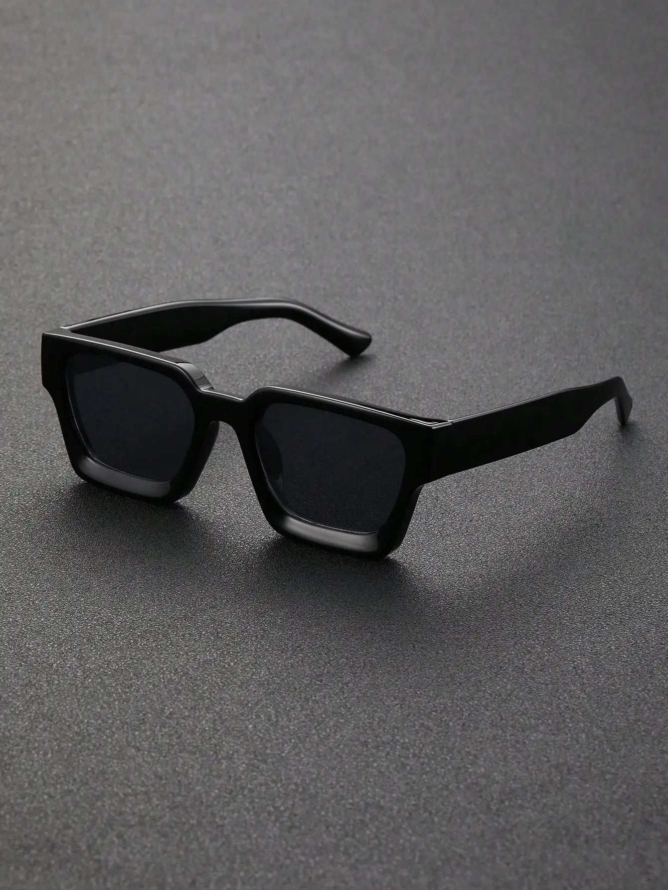 Lunettes de Soleil Monaco™ – Élégance & Caractère